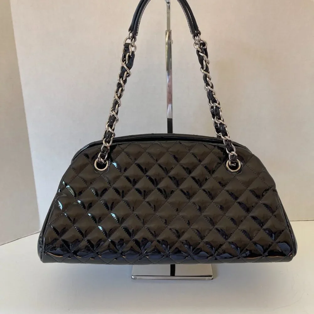 Chanel Black Vernis Matelasse - Black Patent Women's Shoulder Bag (108861)